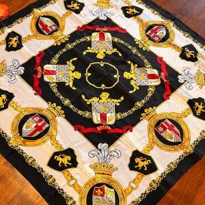Elegant Black and Gold Scarf with Heraldic Design